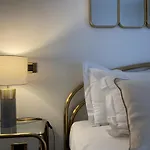 Апартаменты Tito Livio Deluxe *